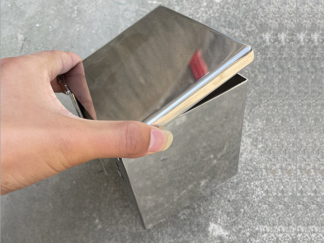 方型保護(hù)盒